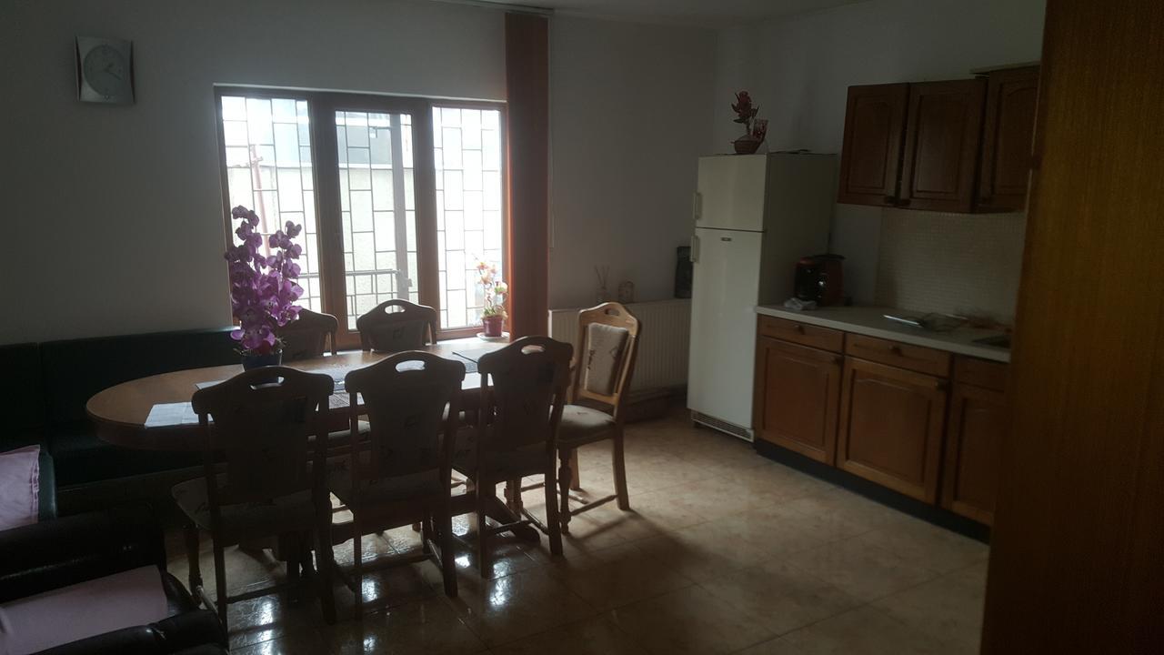 Casa Mirela Hotel Турда Екстериор снимка